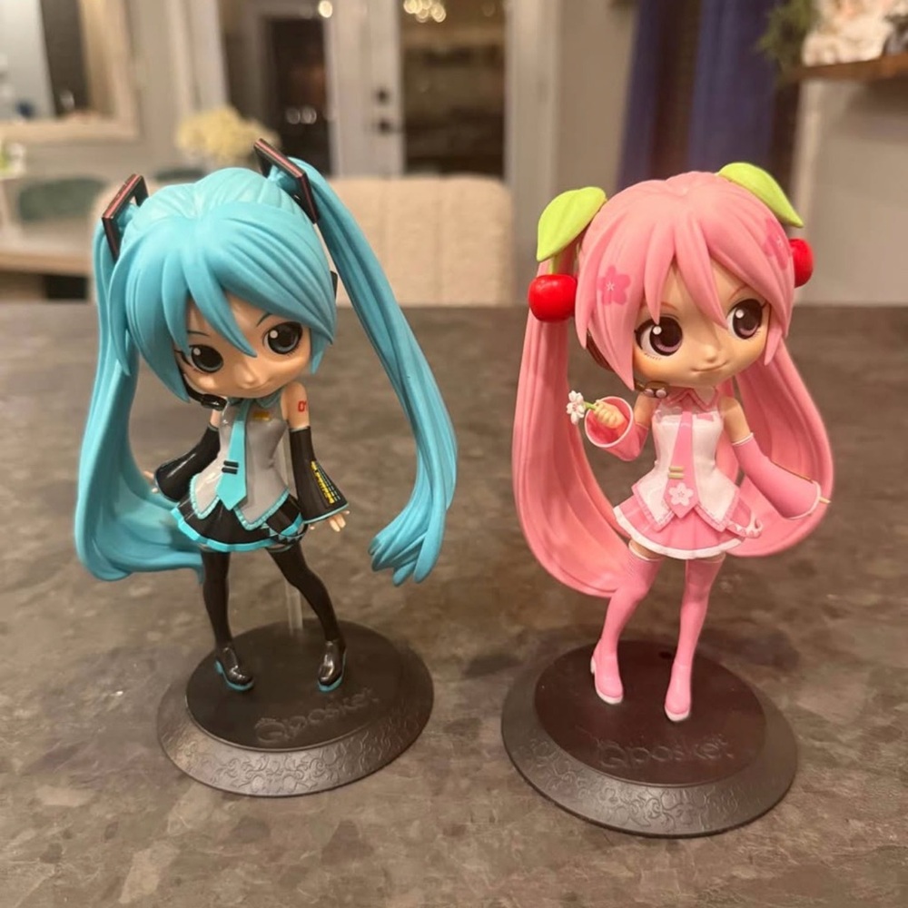 Blue and Pink Anime Figurine Set - Decorative Home Collectibles